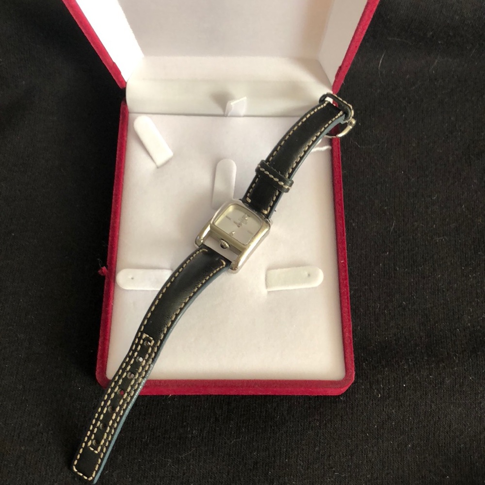 Coach watch - Picture 1 of 5